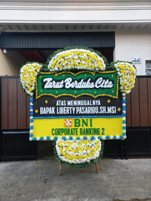 Papan Bunga Duka di Nagraksari