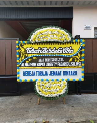 Papan Bunga Duka di Nagraksari