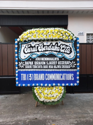 Papan Bunga Duka di Nagraksari